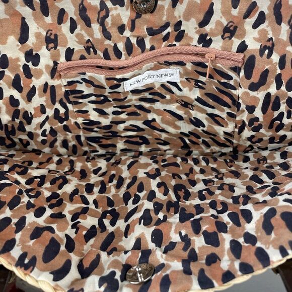 Newport News Corn Husk Tote EUC - Picture 4 of 6